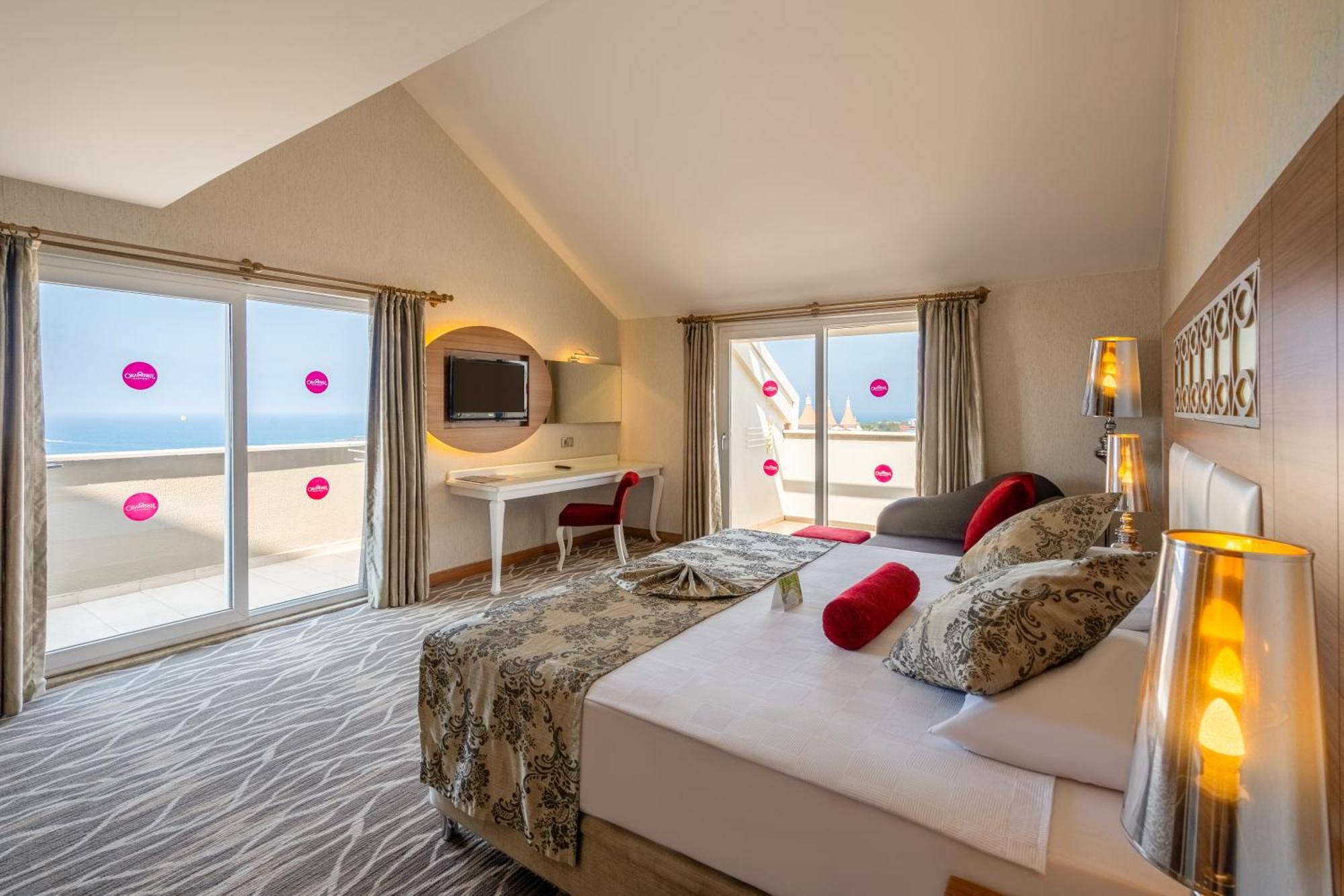 Justiniano Theodora Resort Окурджалар Номер фото