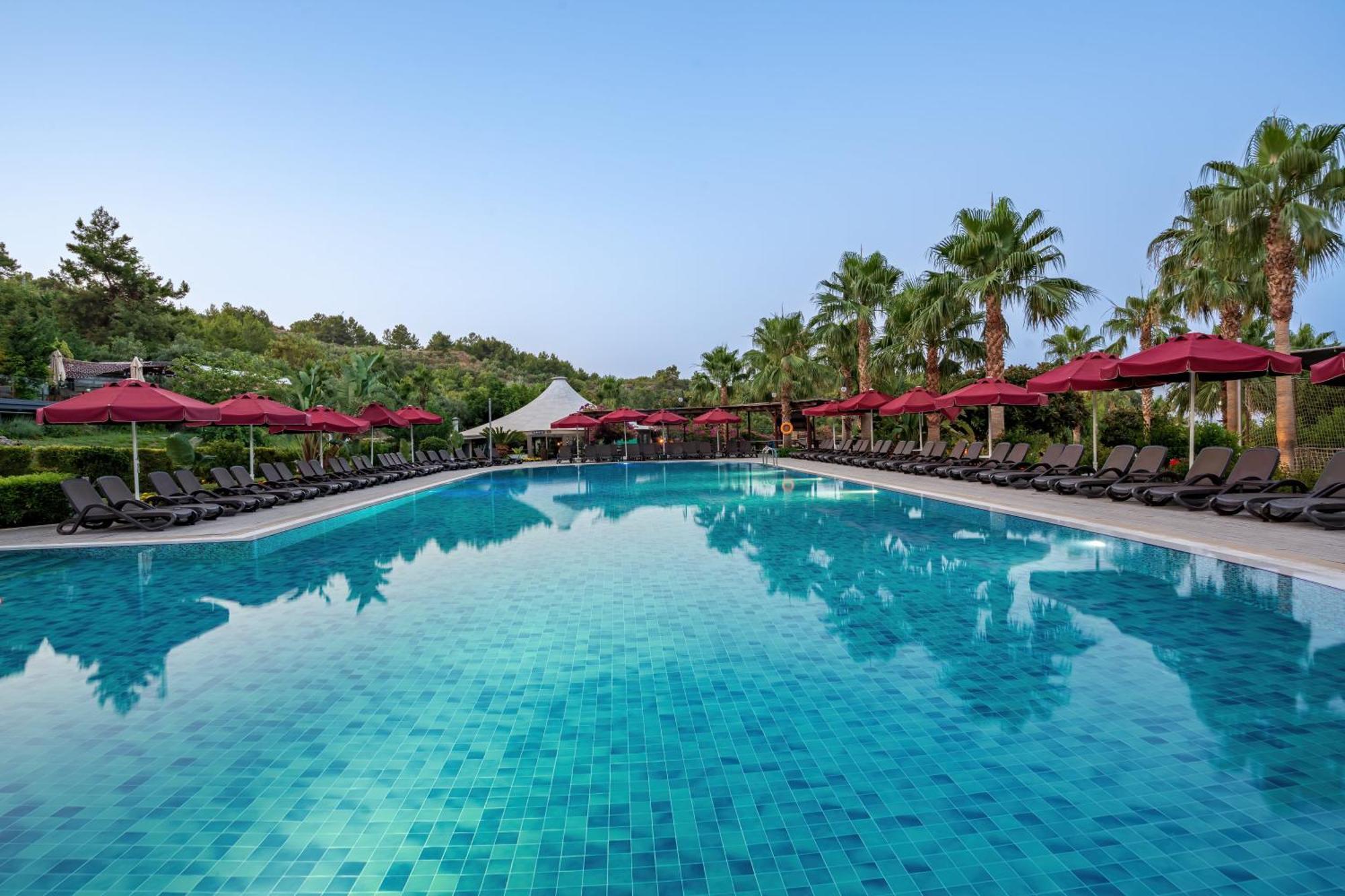 Justiniano Theodora Resort Окурджалар Экстерьер фото